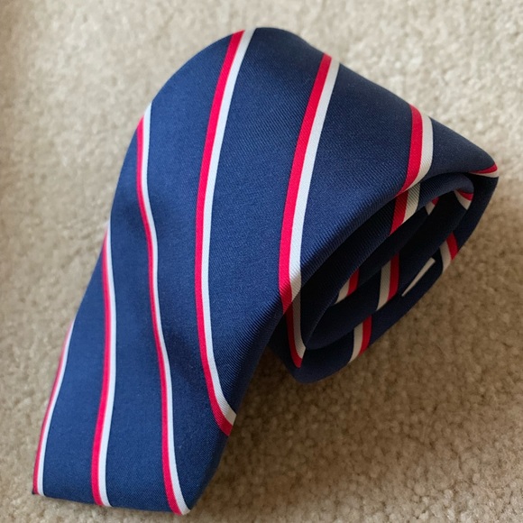 Striped Vineyard Vines Ties - Picture 6 of 6